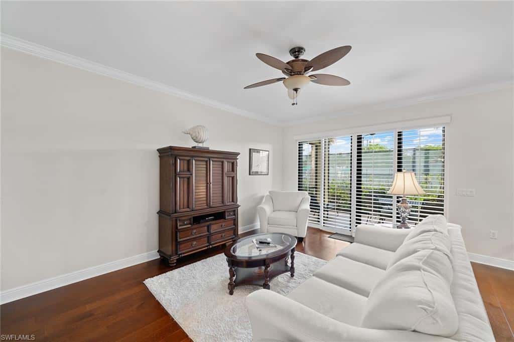 1015 Sandpiper St #d105, Naples, photo 4