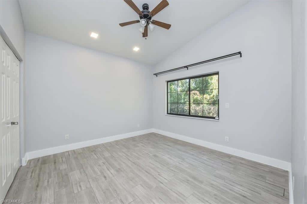 6161 Waxmyrtle Way, Naples, photo 21
