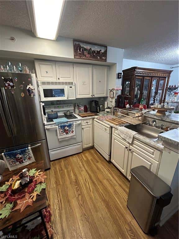 1150 Wildwood Lakes Blvd #8-107, Naples, photo 4
