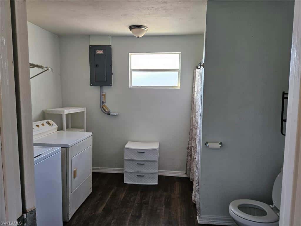315 Pettit Dr, Naples, photo 8