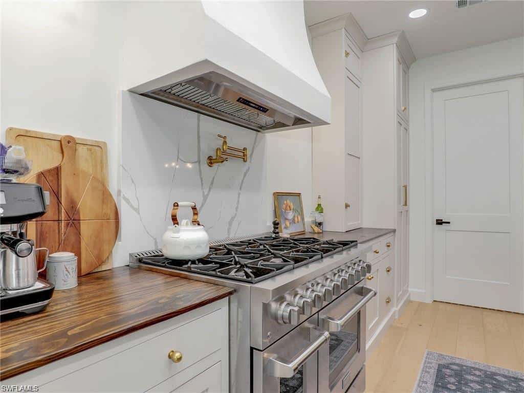 8850 Springwood Ct, Bonita Springs, photo 26