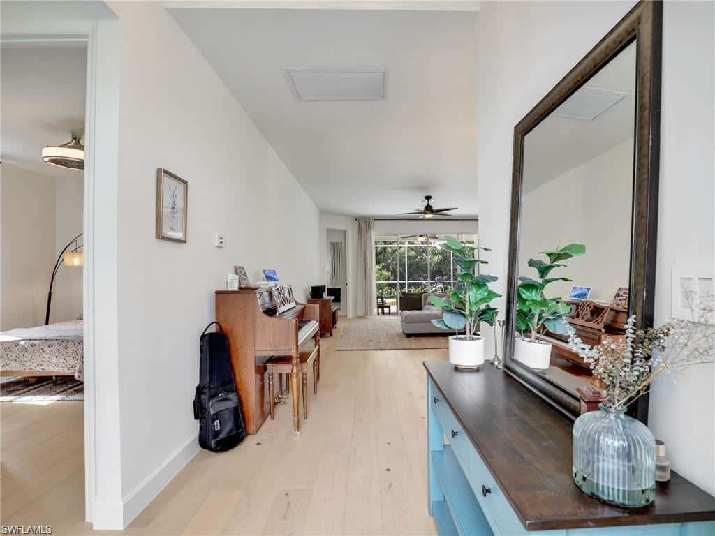 8850 Springwood Ct, Bonita Springs, photo 7