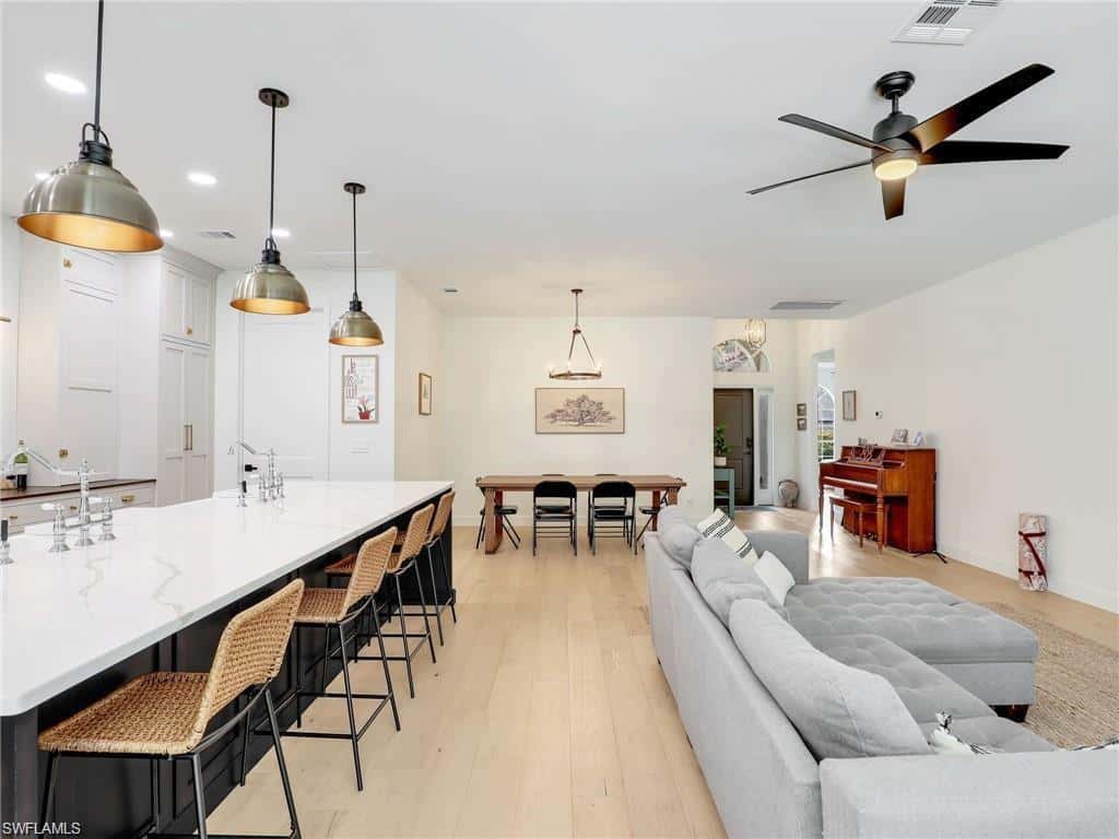 8850 Springwood Ct, Bonita Springs, photo 20