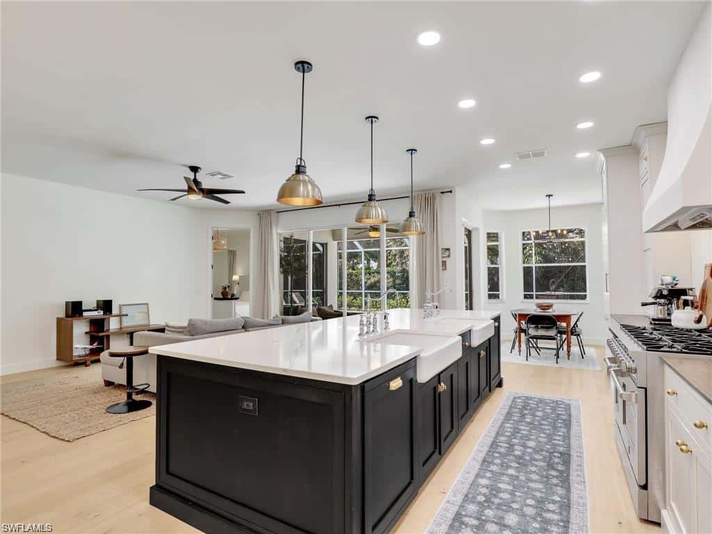 8850 Springwood Ct, Bonita Springs, photo 24