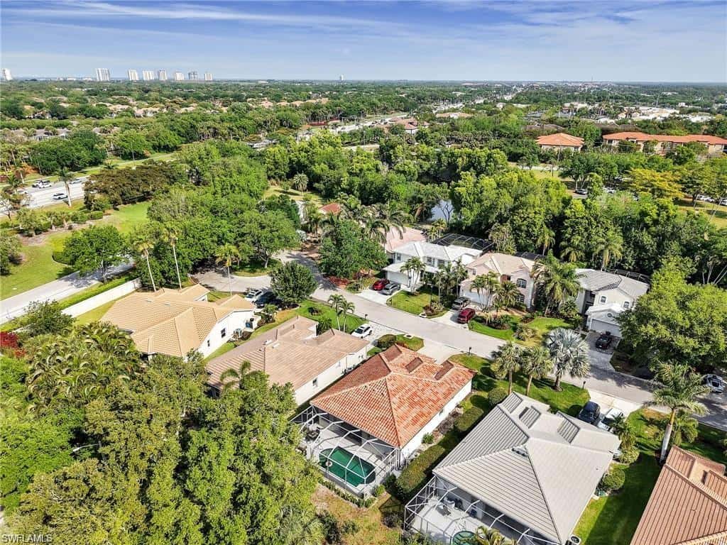 8850 Springwood Ct, Bonita Springs, photo 39