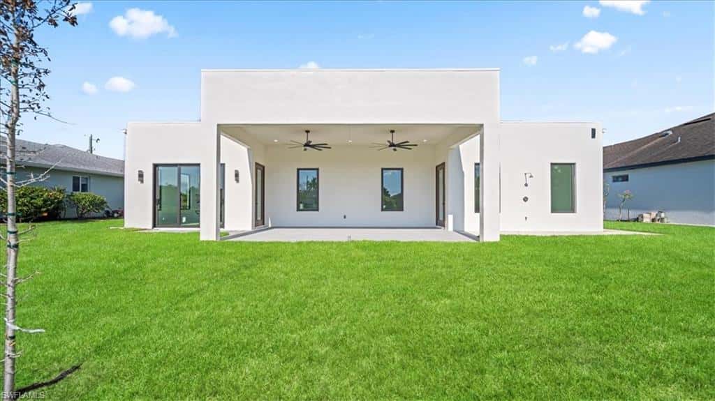 526 4th St, Cape Coral, photo 9