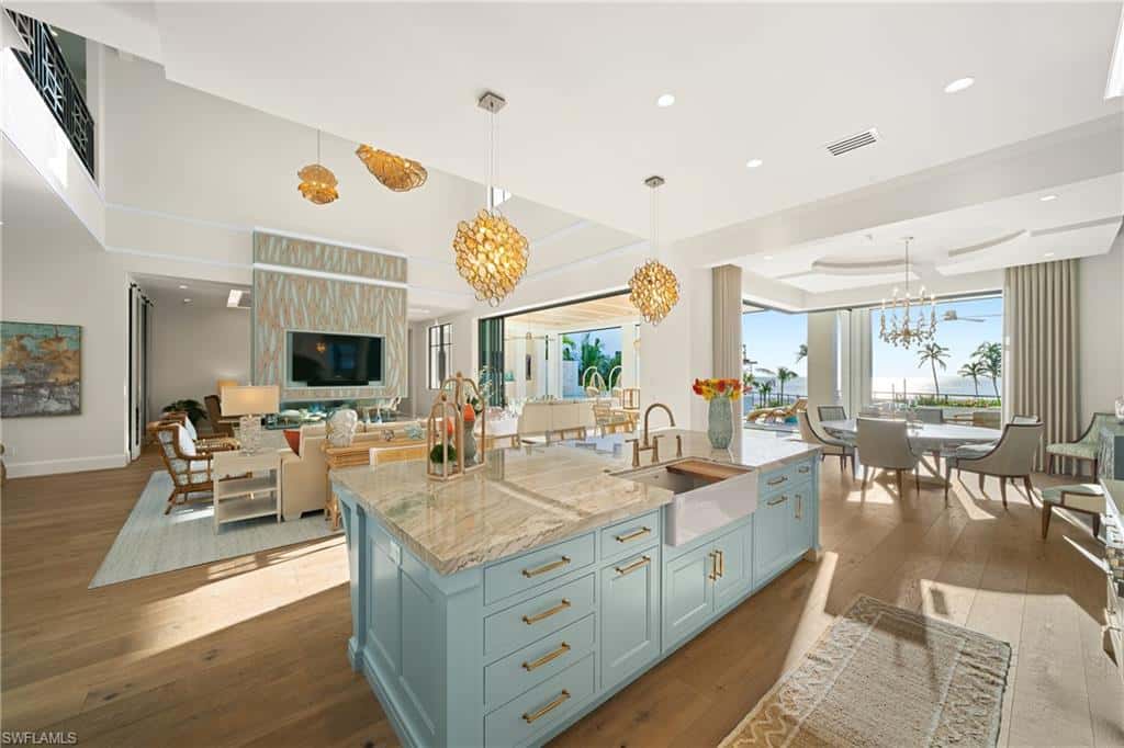 99 Saint Lucia Ln, Bonita Springs, photo 9
