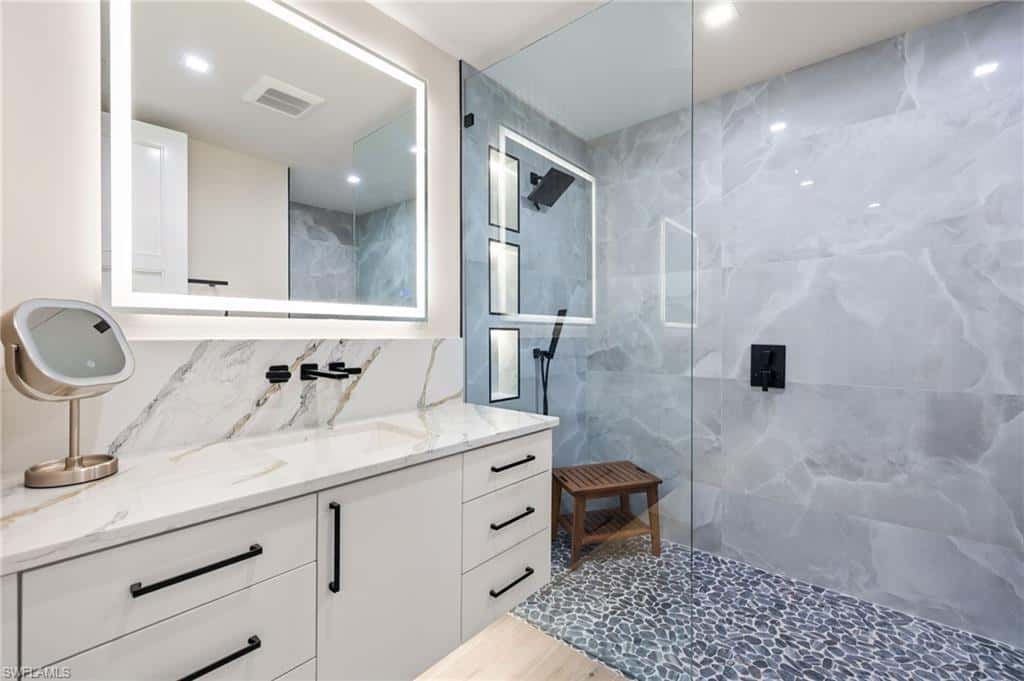 793 San Carlos Dr, Fort Myers Beach, photo 25