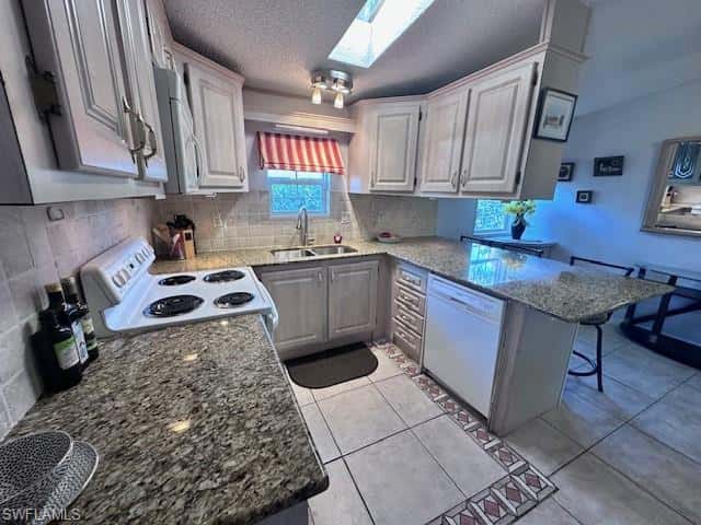 1105 Silver Lakes Blvd, Naples, photo 13