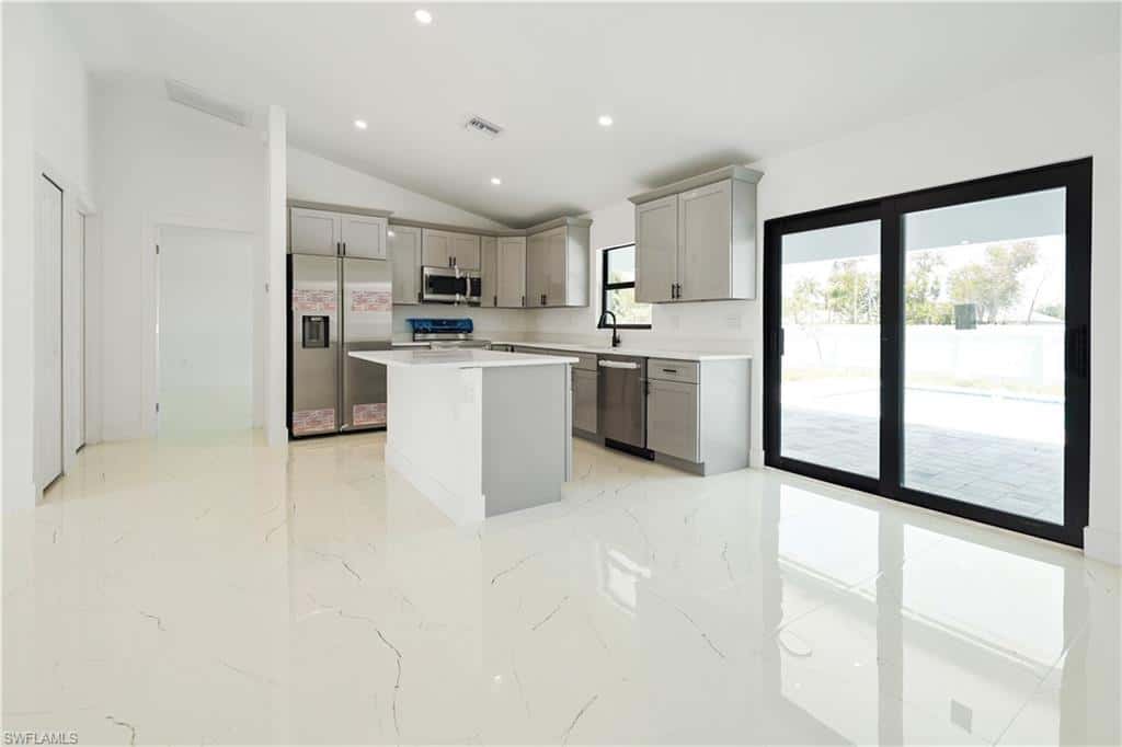 1213 22nd Pl, Cape Coral, photo 5