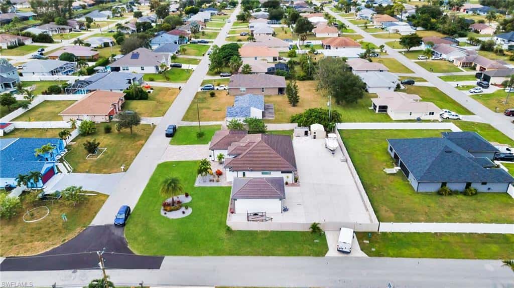 425 15th St, Cape Coral, photo 46