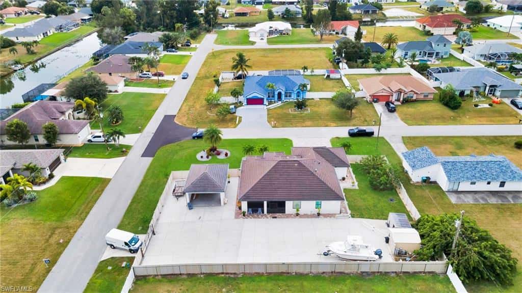 425 15th St, Cape Coral, photo 47