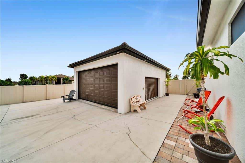 425 15th St, Cape Coral, photo 38