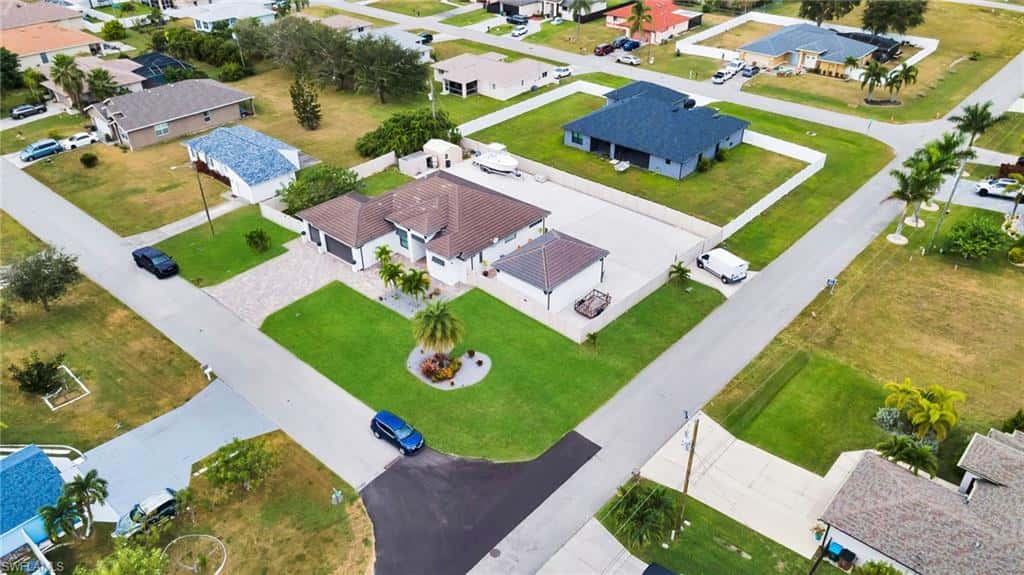 425 15th St, Cape Coral, photo 45