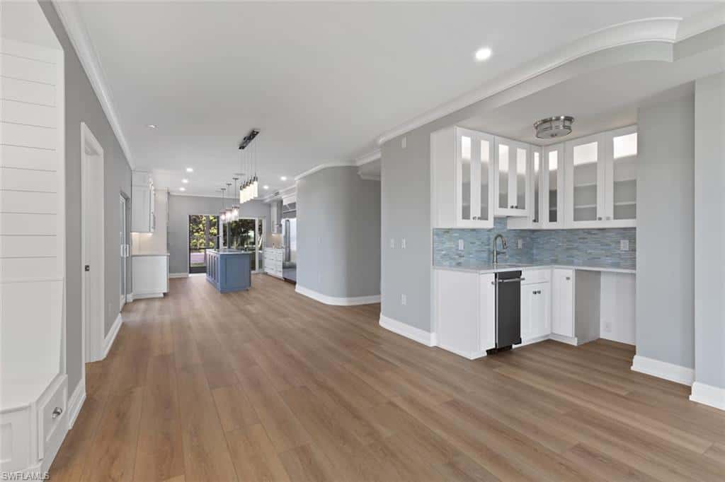 3399 Gulf Shore Blvd #111, Naples, photo 6