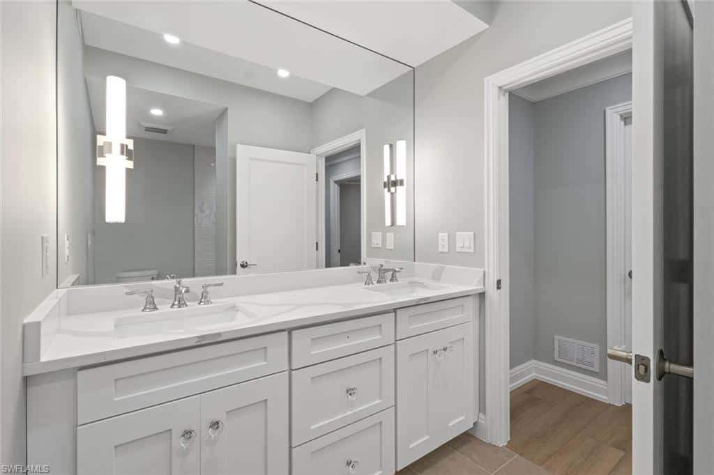 3399 Gulf Shore Blvd #111, Naples, photo 25