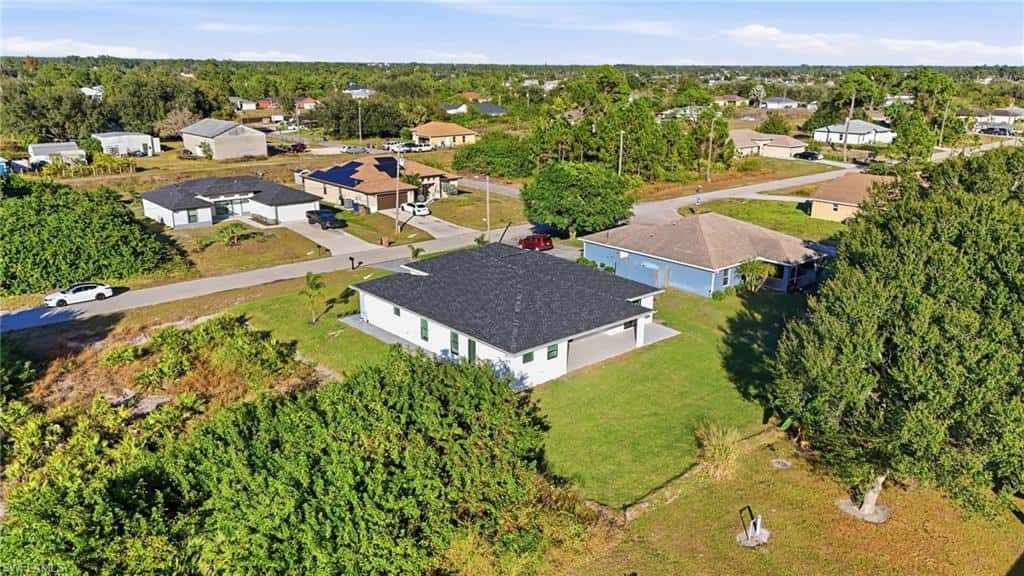 3903 15th St, Lehigh Acres, photo 39