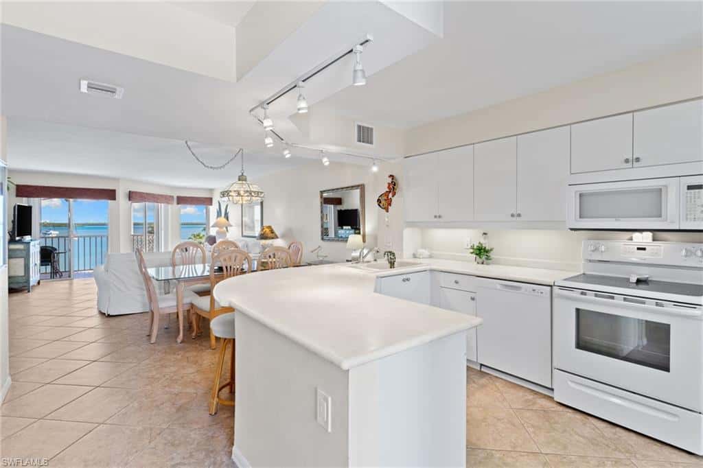 991 Barfield Dr #307, Marco Island, photo 6