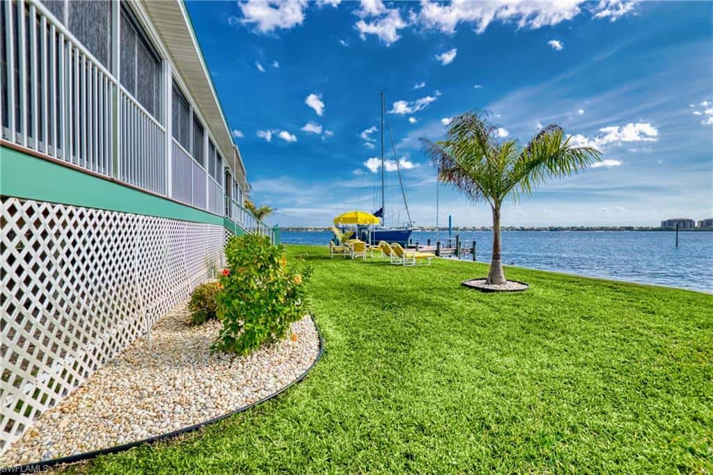 1218 Flamingo Dr, Cape Coral, photo 13