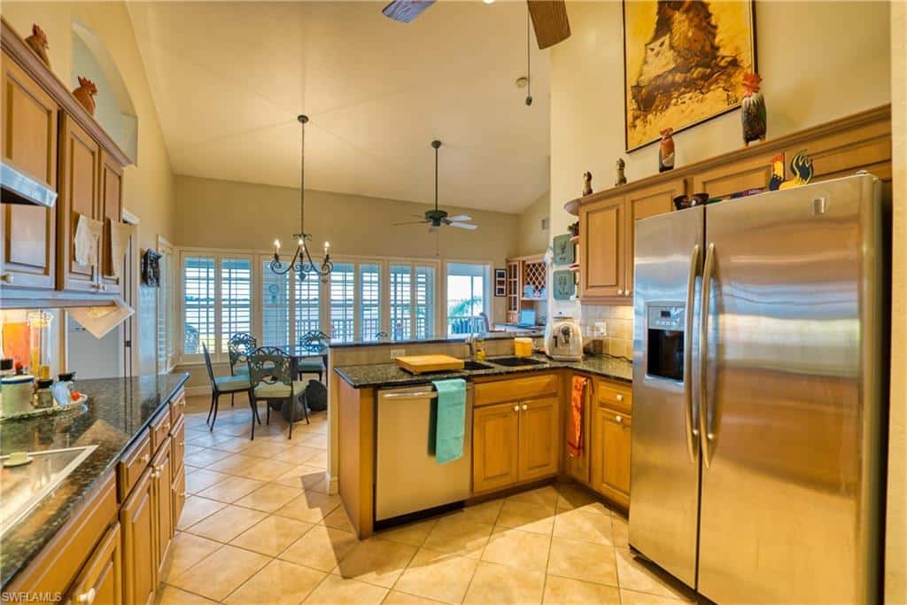 1218 Flamingo Dr, Cape Coral, photo 33