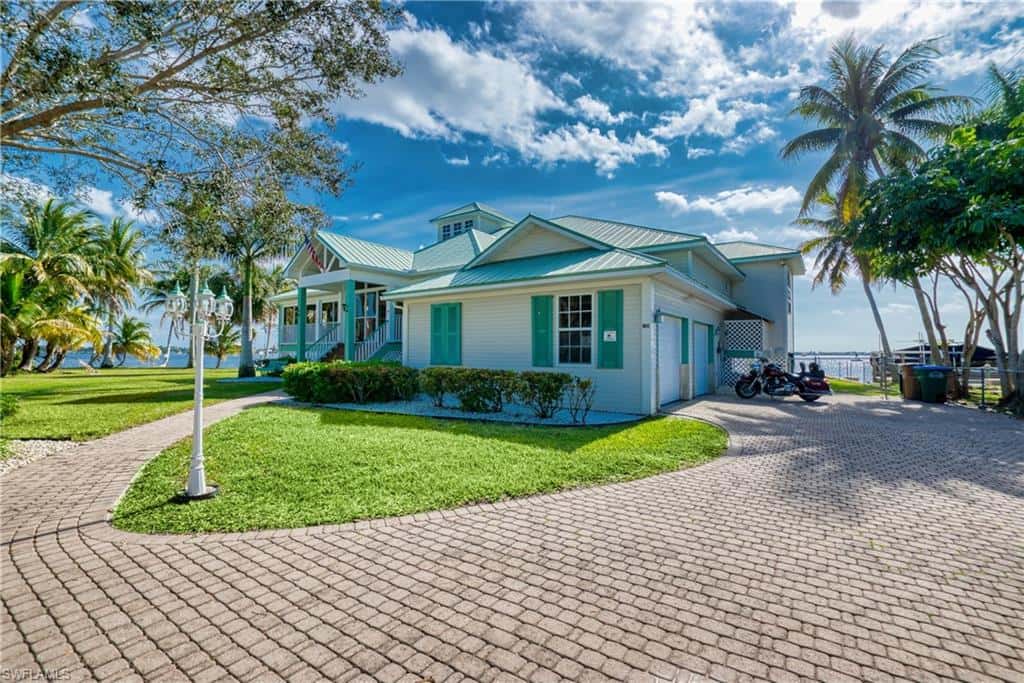 1218 Flamingo Dr, Cape Coral, photo 11