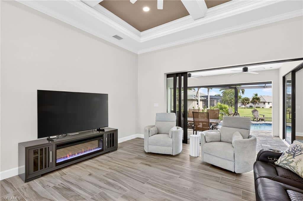 609 Monaco Dr, Punta Gorda, photo 6