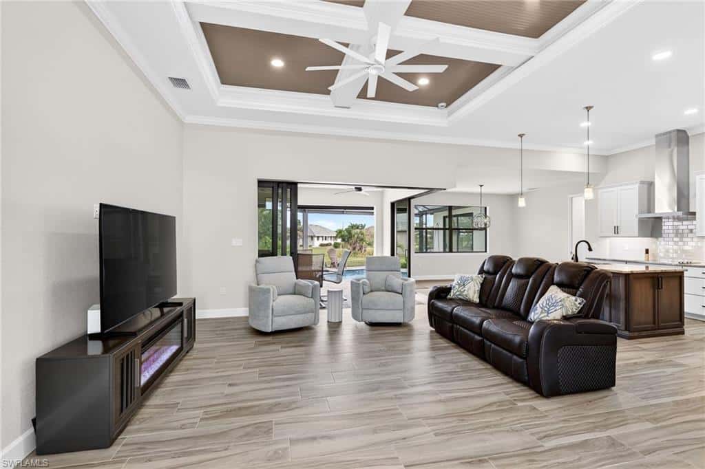 609 Monaco Dr, Punta Gorda, photo 5