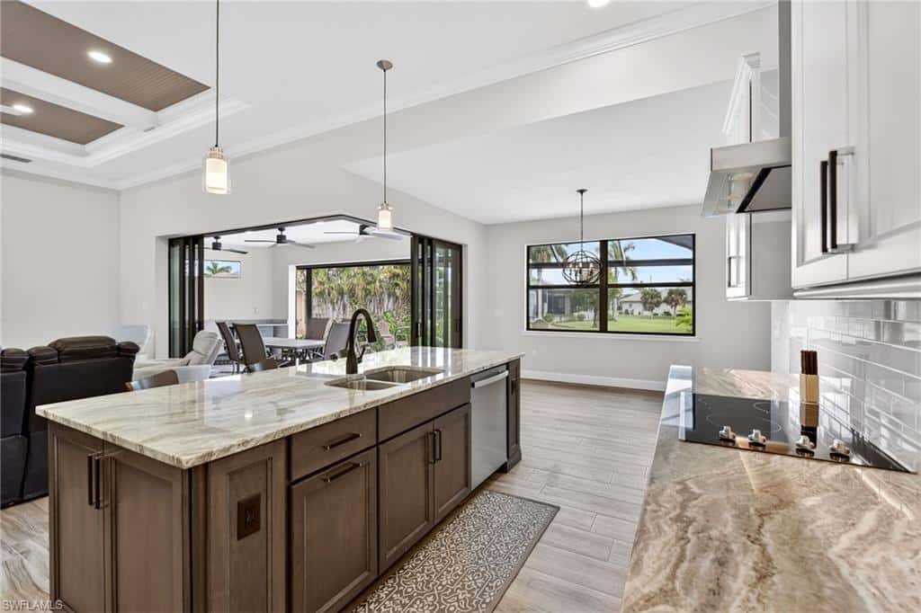 609 Monaco Dr, Punta Gorda, photo 11