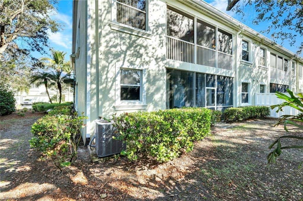 1345 Mariposa Cir #5204, Naples, photo 32