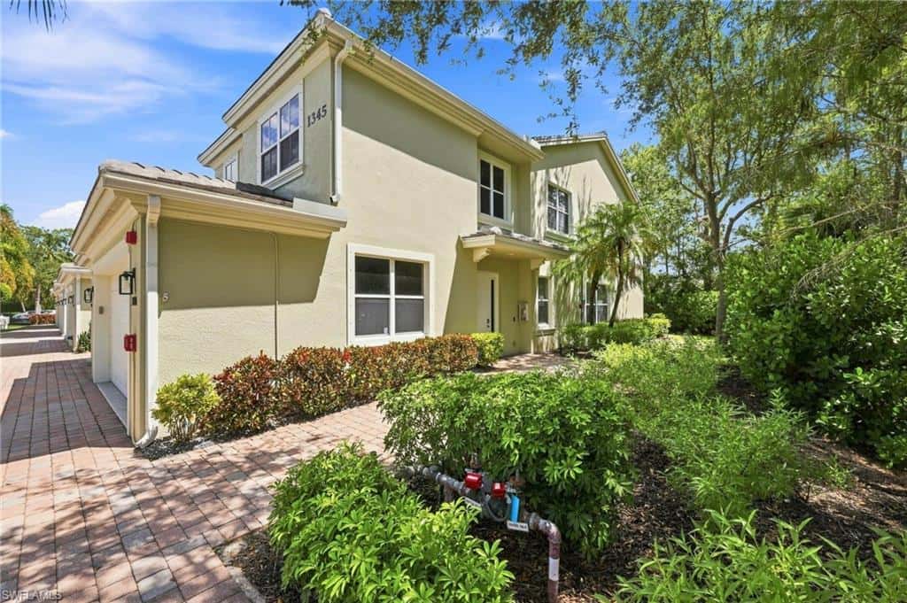 1345 Mariposa Cir #5204, Naples, photo 40