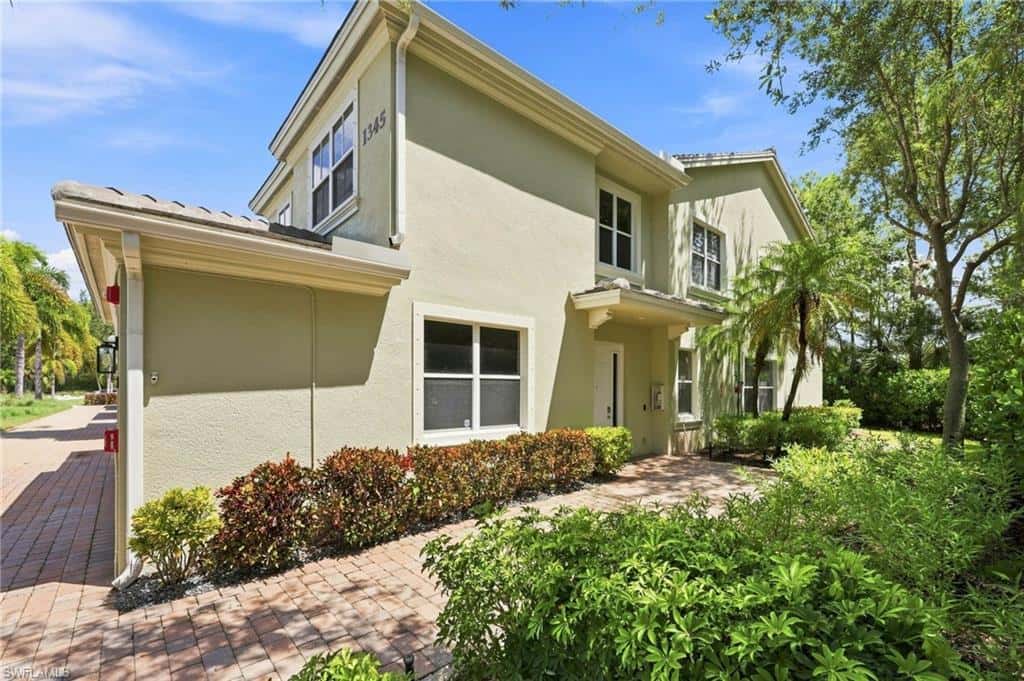 1345 Mariposa Cir #5204, Naples, photo 39