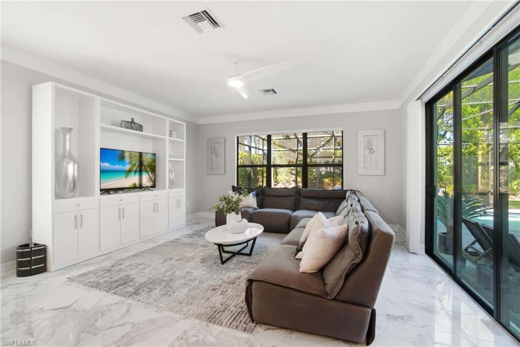 4654 Kensington Cir, Naples, photo 4