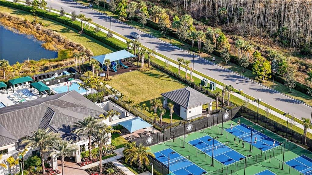 20908 Thistle Leaf Ln, Estero, photo 47