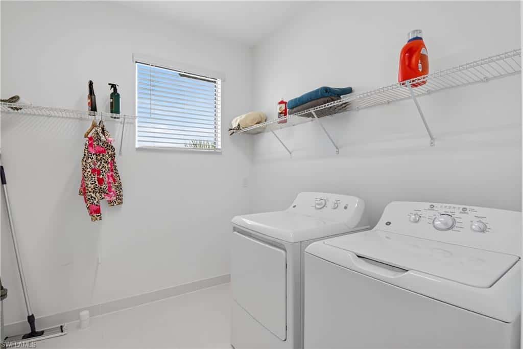20908 Thistle Leaf Ln, Estero, photo 38