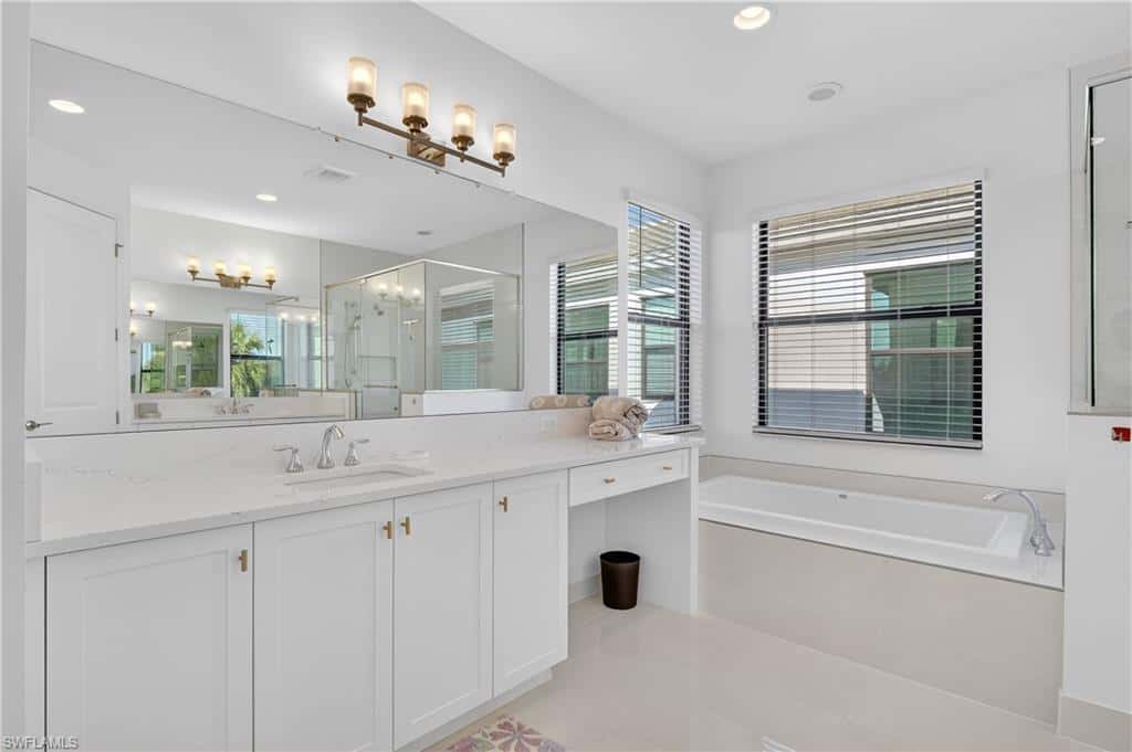 20908 Thistle Leaf Ln, Estero, photo 29