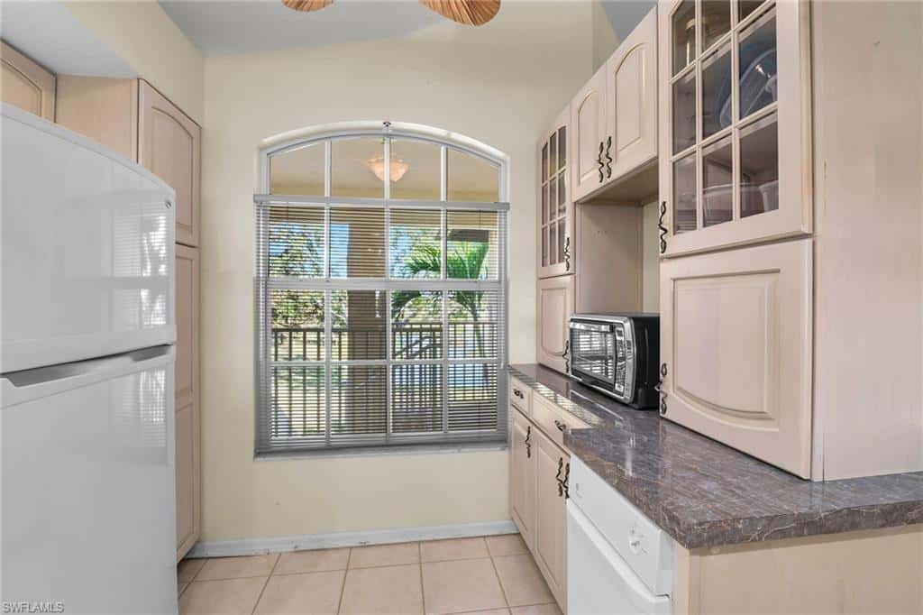 290 Newport Dr #107, Naples, photo 9
