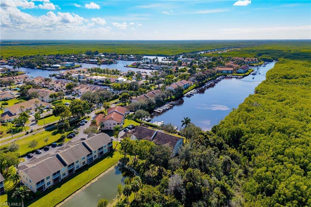 290 Newport Dr #107, Naples, photo 34
