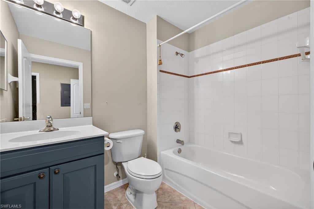 6816 Sterling Greens Pl #303, Naples, photo 9