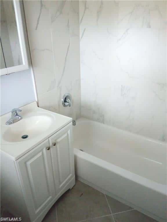 1480 Green Valley Cir #204, Naples, photo 4