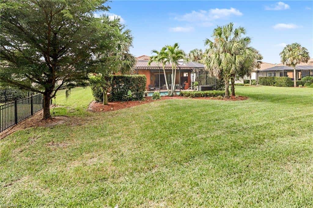 12715 Fairington Way, Fort Myers, photo 32