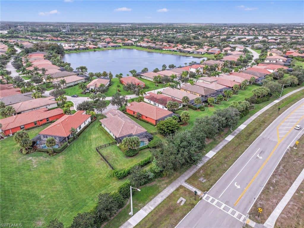 12715 Fairington Way, Fort Myers, photo 39