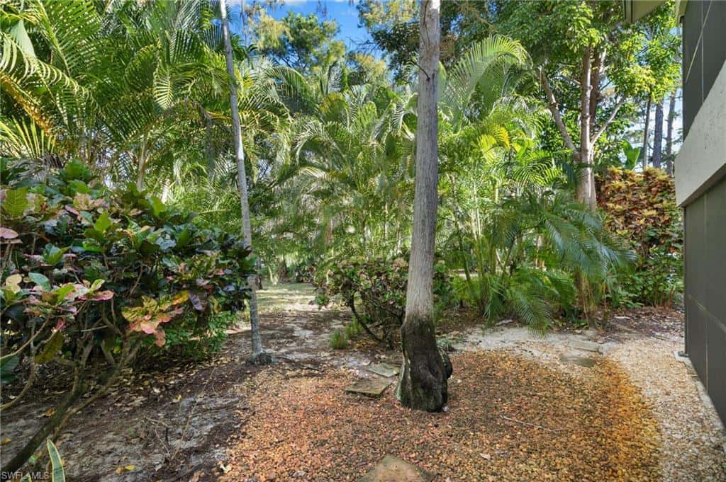 1828 Kings Lake Blvd #103, Naples, photo 25