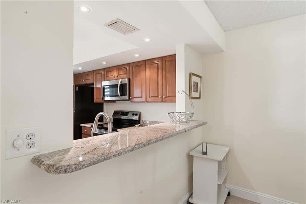 3150 Binnacle Dr #115, Naples, photo 10