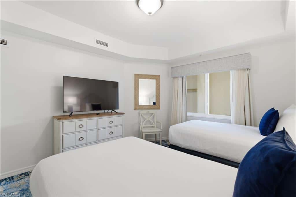 221 9th St #217, Naples, photo 22
