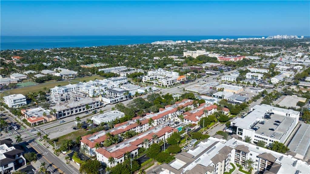 221 9th St #217, Naples, photo 38