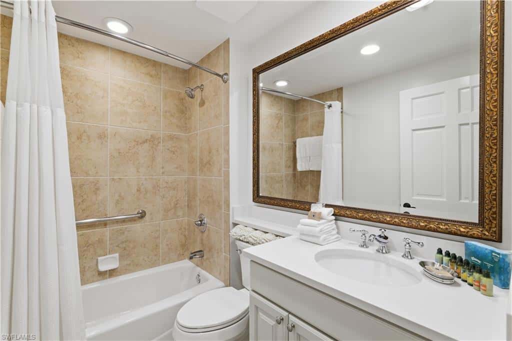 221 9th St #217, Naples, photo 21