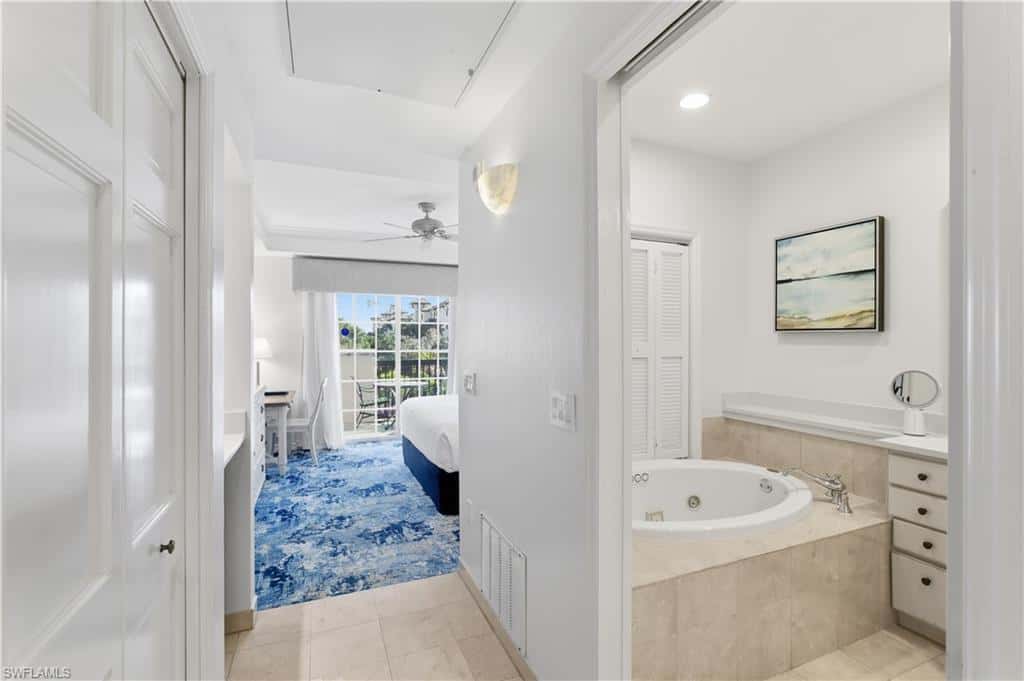 221 9th St #403, Naples, photo 16