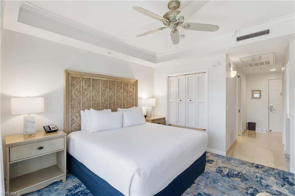 221 9th St #403, Naples, photo 5
