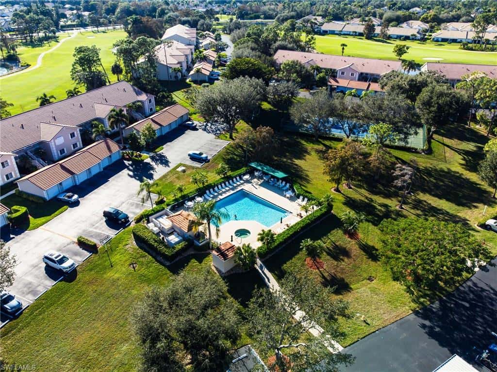 6945 Dennis Cir #i-107, Naples, photo 4