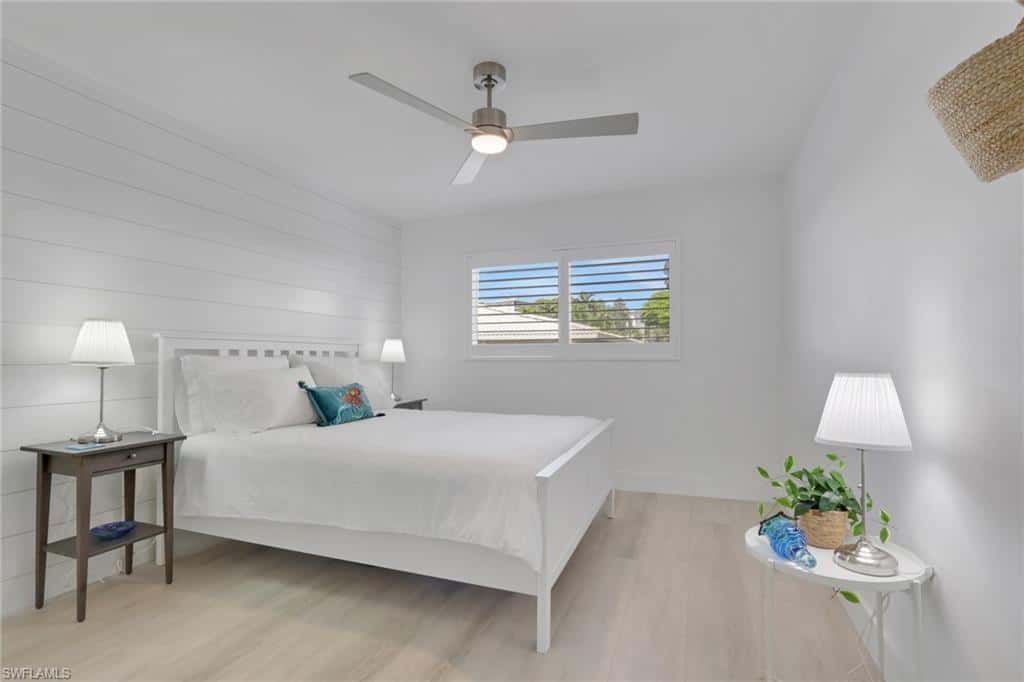 2100 Gulf Shore Blvd #113, Naples, photo 16